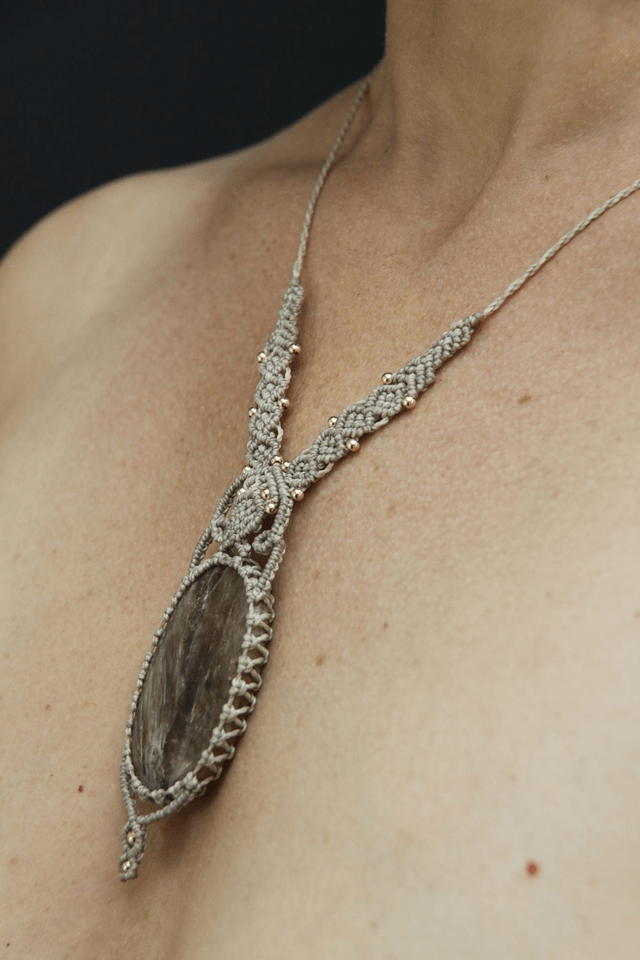 Collier Sophiya - Pierre de Charoïte