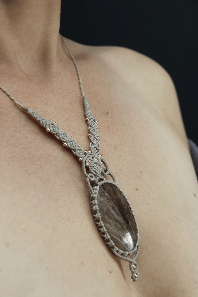 Collier Sophiya - Pierre de Charoïte